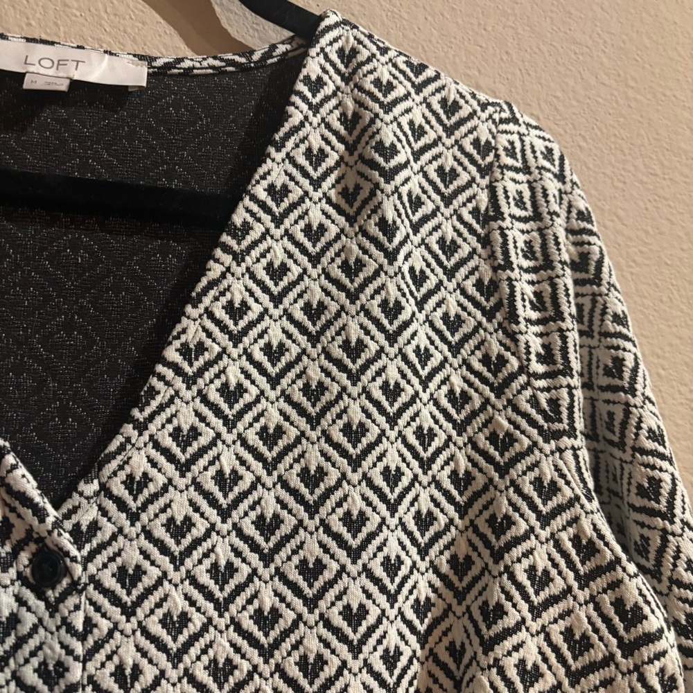 🤍 LOFT Jacquard Button Front Flounce Swing Dress – Medium - Picture 6 of 9